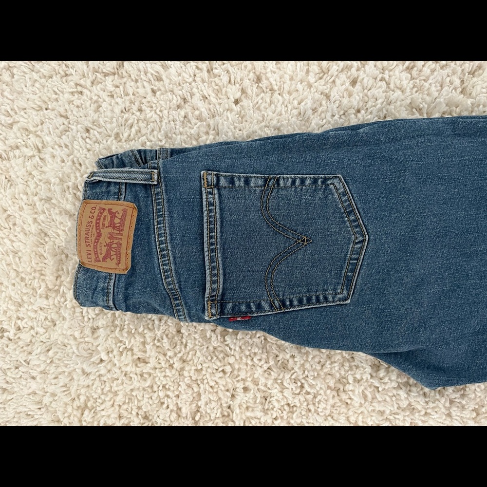 Woman’s Levi’s.
